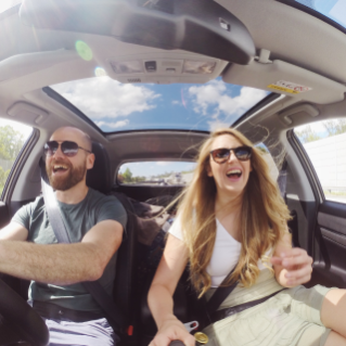 8 Essentials to prepare for an awesome couples road trip