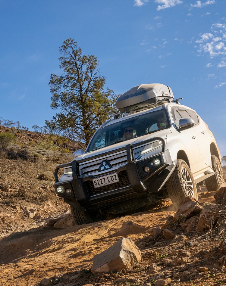 Mitsubishi Pajero Sport Going Down Rocky Hill