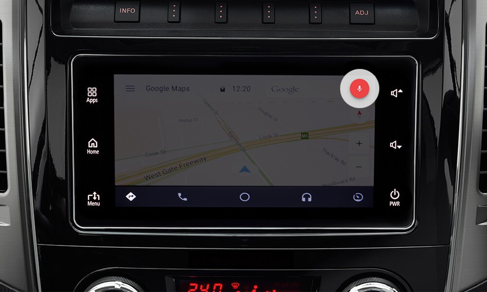 SDA_Android_0005_MMAL-Pajero-Centre-Screen-Android-voice.jpg