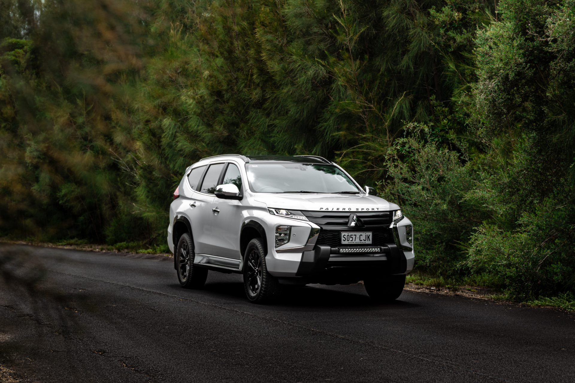 Pajero Sport Run out offer banner